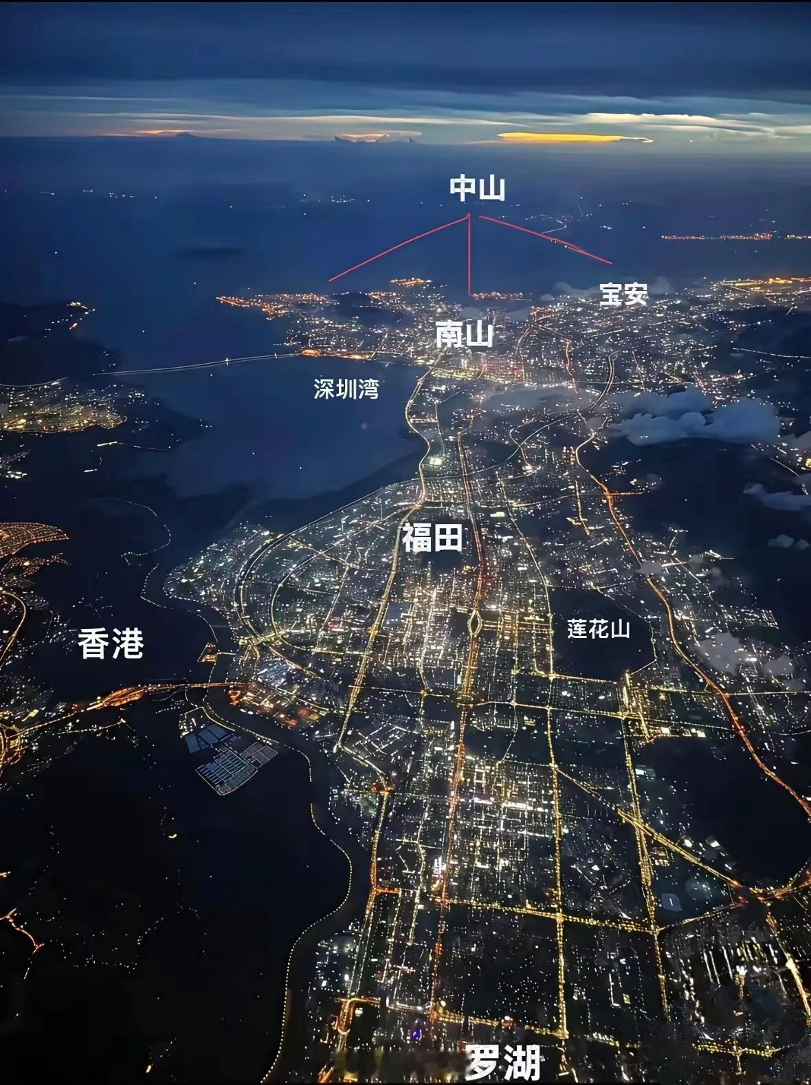 当你晚上飞在深圳夜空，你就会看到。深圳