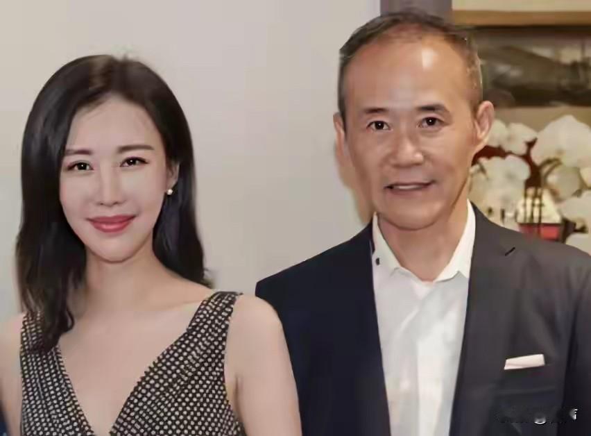 人人都在嘲讽田朴珺，看看田小姐和王石结婚后，赚了多少钱，才知道田小姐真是比邓文迪