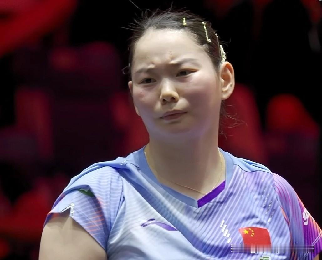 何卓佳还是输了，这场球打的太难了。何卓佳比赛刚开打，评论区都是佳佳必胜。佳佳