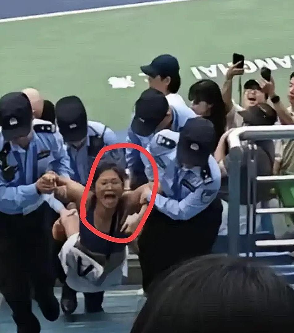 怪不得谢某某敢在旗忠网球中心肆无忌惮持续大声喧哗原来是有人啊而且还不