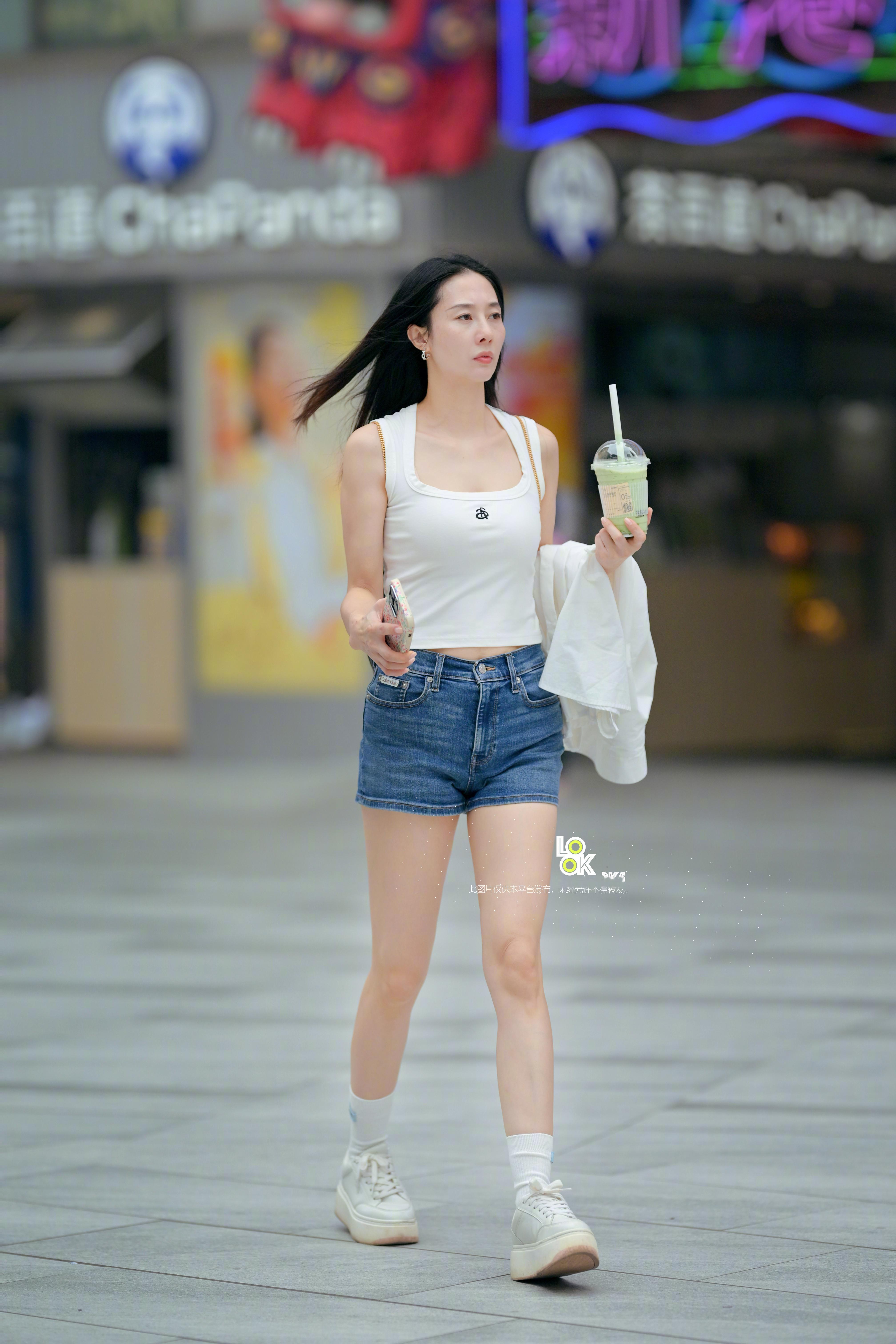 今晚最后一张晚安​​​