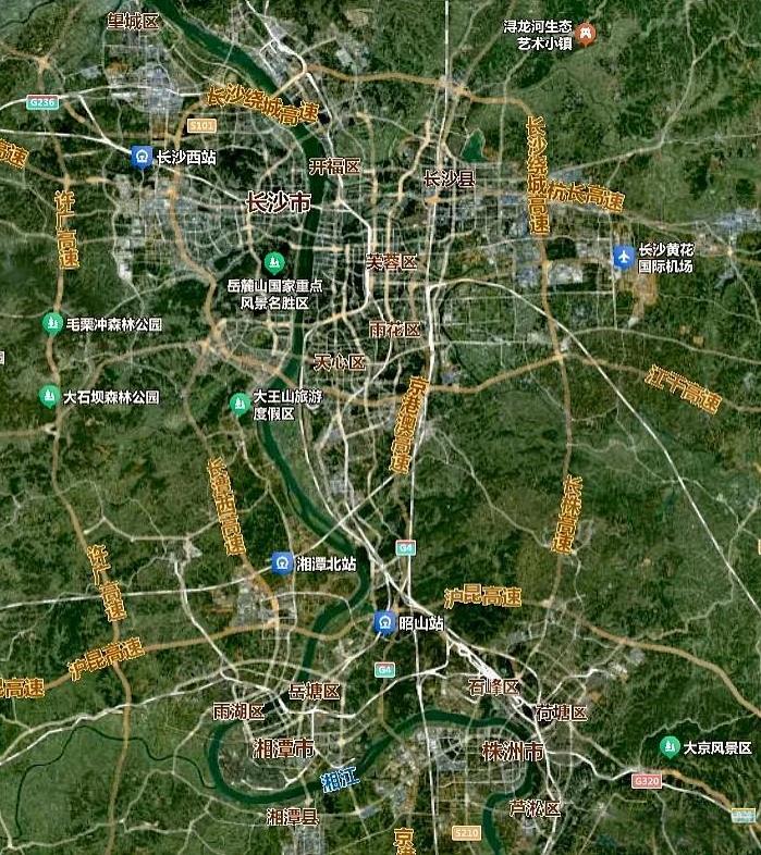 虽然都是省会城市，但似乎长沙的权利比成都、济南这样的副省级要小一些，湖南很早就提