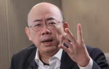 台湾名嘴郭正亮说：中国大陆有高人，一次次的把挑战转成了机遇。 事件的起点，是