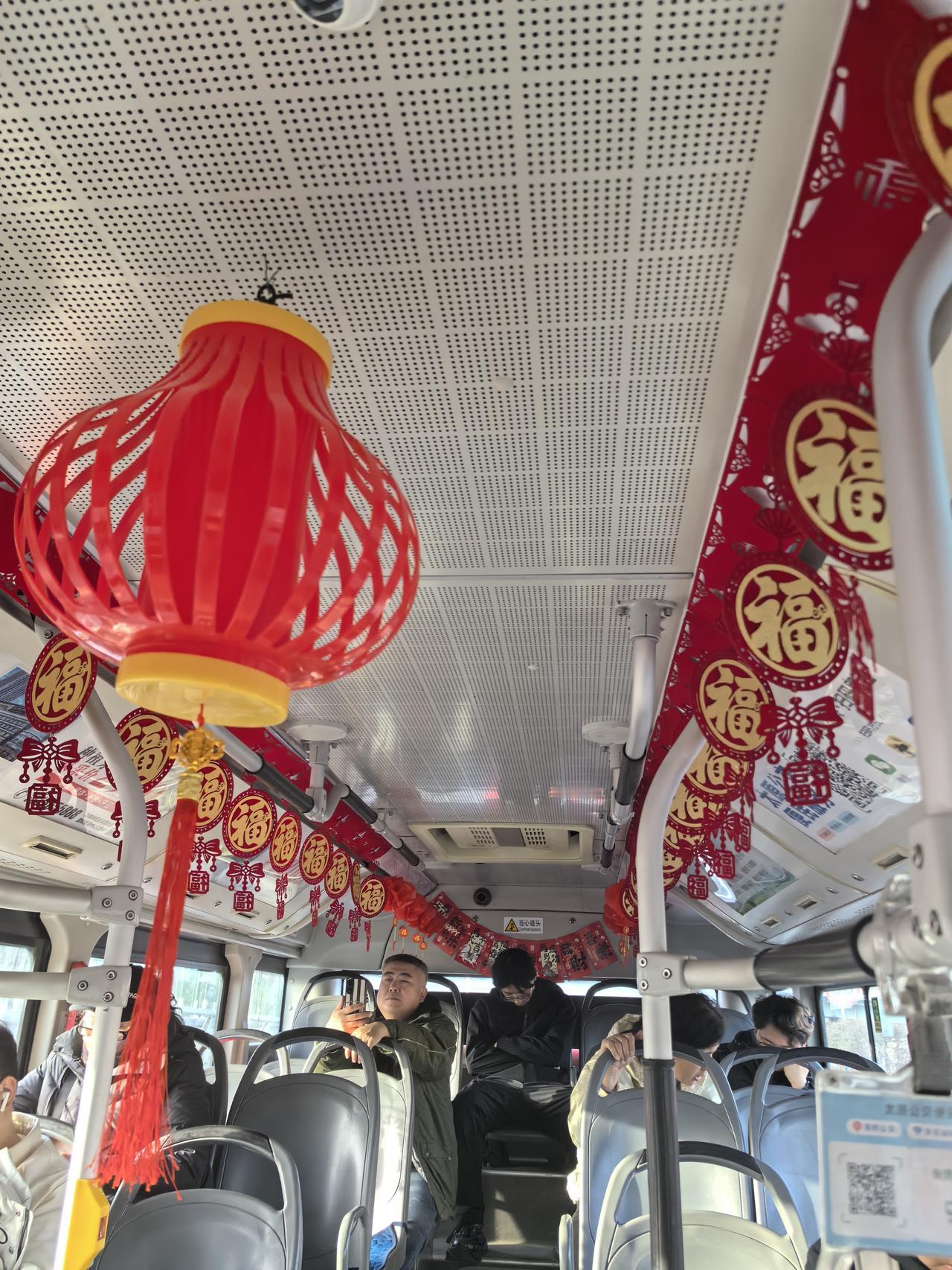 最近乘坐太原的公交车，那体验简直妙不可言！就拿1月26日那辆19路“