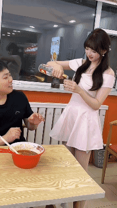 小酒蒙子真可爱[捂脸哭]