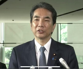 日本农林水产大臣江藤拓称家中米多到可以出售，引发民众批评！我说实话，日本自民党里