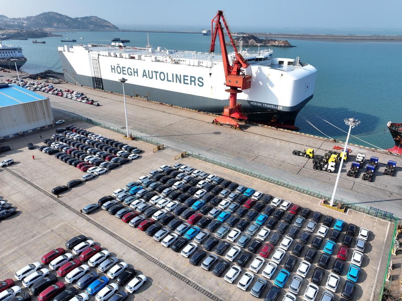 中国对美国贸易依赖进一步下降。2025年，中国与美国贸易总值4.01万亿元人民