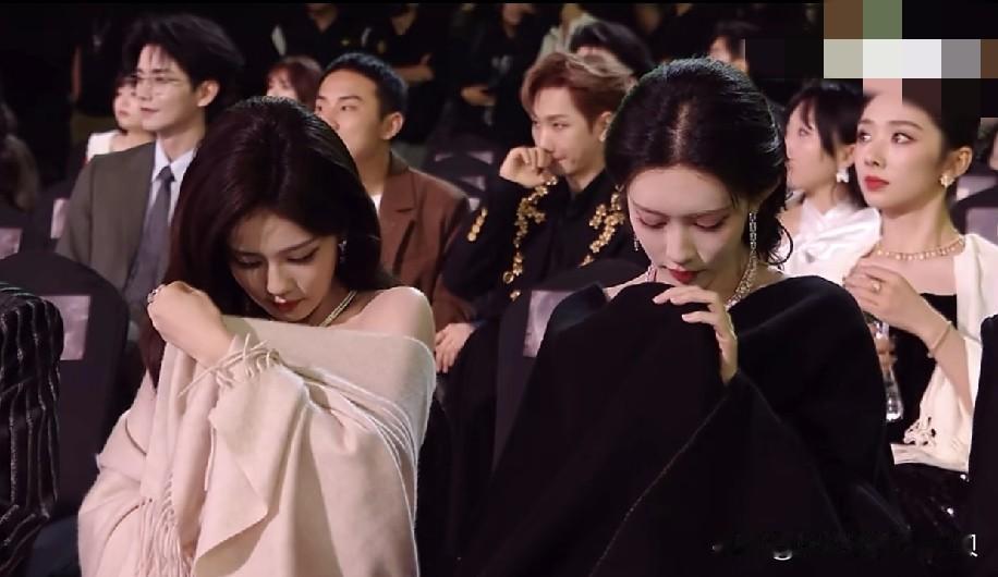 之前红果盛典，我还发文吐槽过它，星光大赏后，我想收回之前的话。短国演员在红果