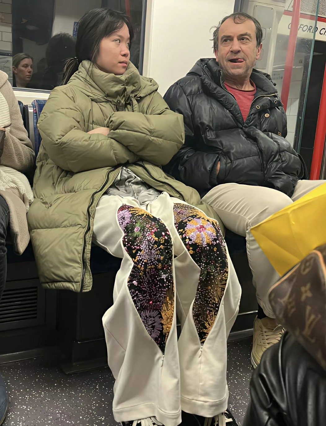 这裤子个性吧