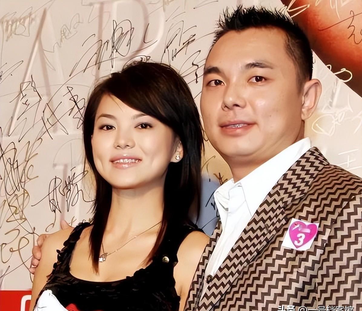 李湘被封杀的真相，根本不是炫富反噬那么简单！这是一场精心策划的“断尾求生”——