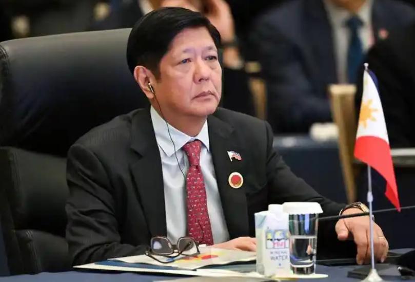 政治圈有一条铁律：叛徒的下场，永远比敌人更惨。因为敌人只是立场不同，叛徒是人品有
