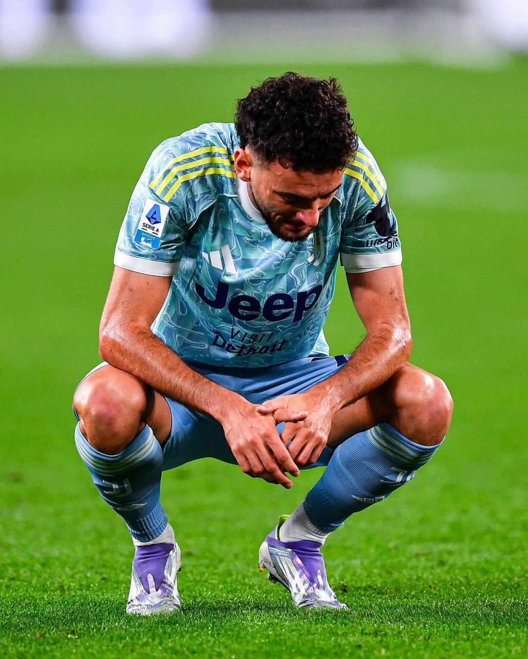 罗密欧谈尤文冬季转会市场动向：尤文图斯将在冬季转会窗口积极引援。·右后卫：优