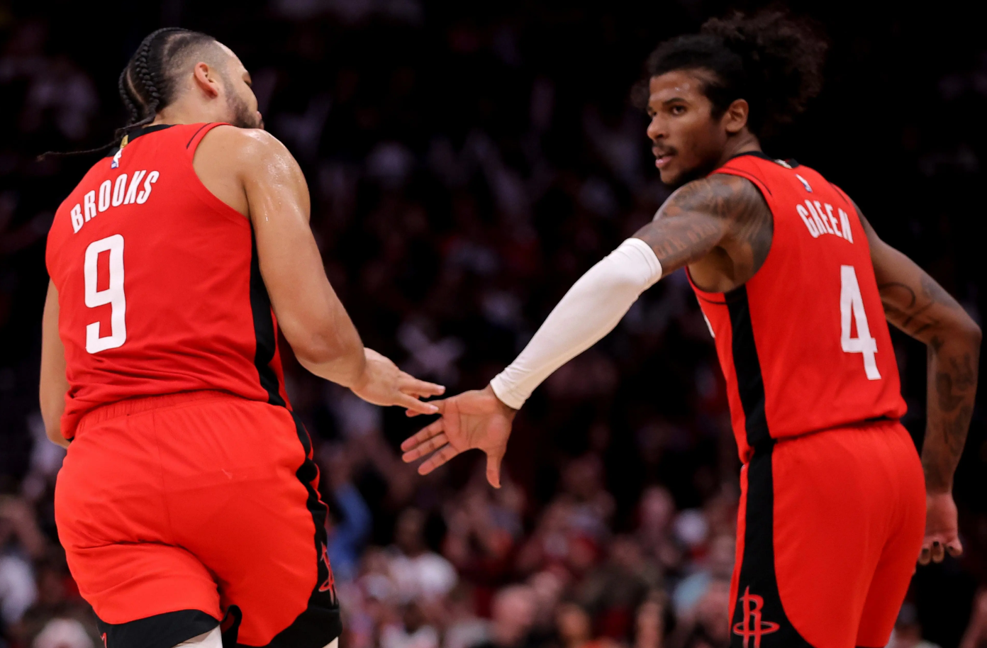 火箭总经理斯通作客ESPN的一档播客节目，谈到了杰伦-格林等人。斯通表示：“杰