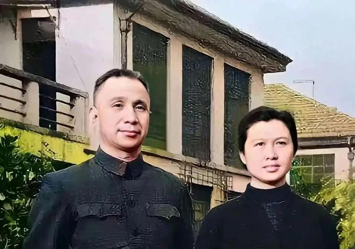 粟裕大将的夫人有多美？这是1952年的留影，她29岁，气质不凡。照片里的她穿着简