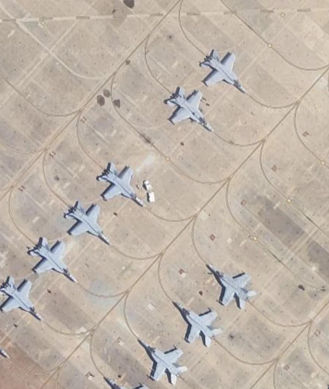 曝光一下西大的战斗机战斗机军事航空型号是F-15吗？