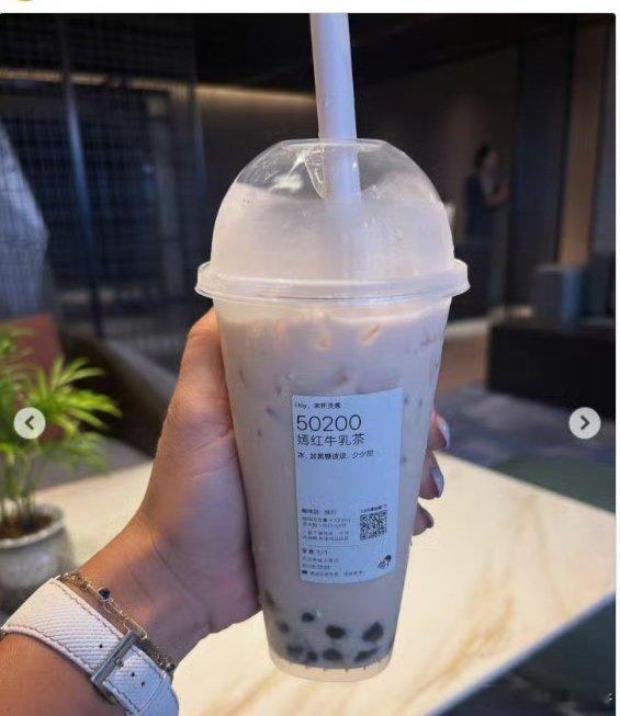 佩古拉2025武网采访称非常喜欢奶茶从小喝到大🤑【佩古拉：我奶茶从小喝到大