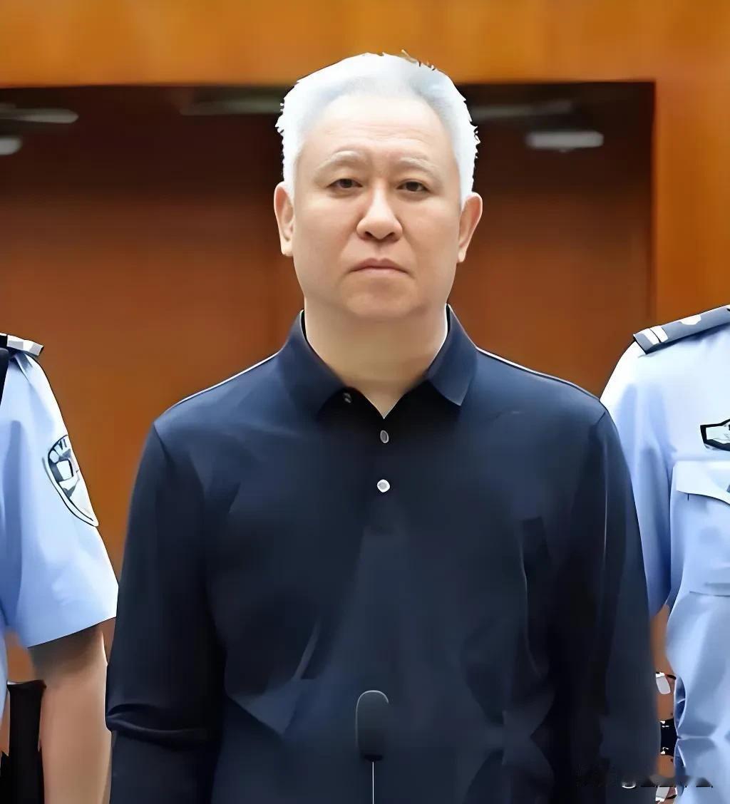 既然恒大许老板是有罪被判无期，那么没有收到房的受害者是否可以不用还贷款了？许家