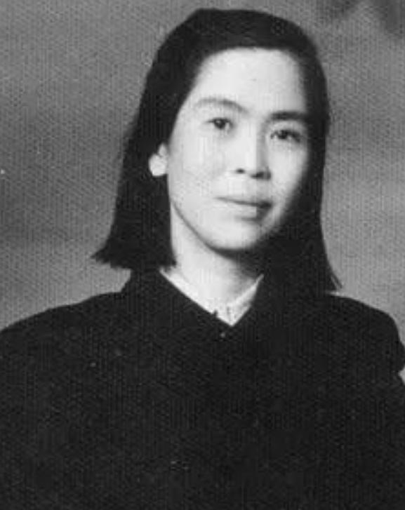 1984年，贺子珍在上海病逝，最初的葬礼方案是按副省级待遇操办，但有些老