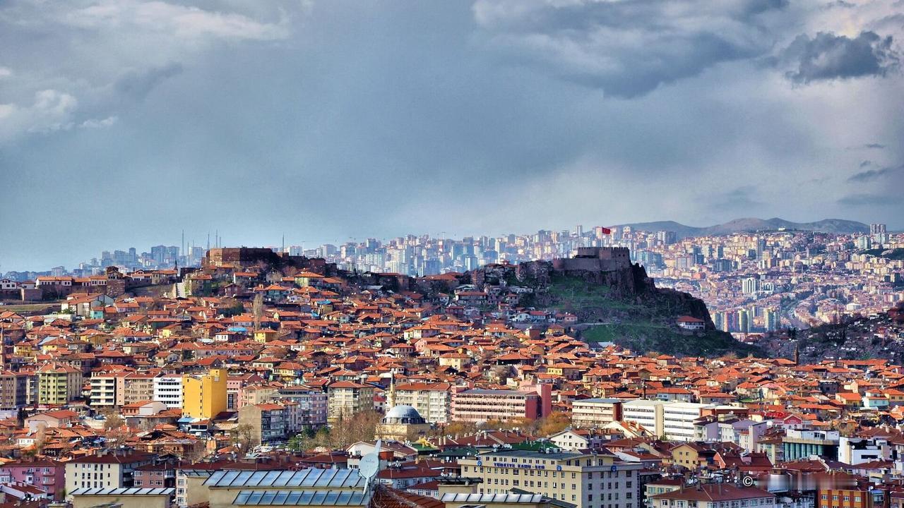 【土耳其“铁拳”欲入加沙，以色列“铁幕”寸步不让】土耳其国防