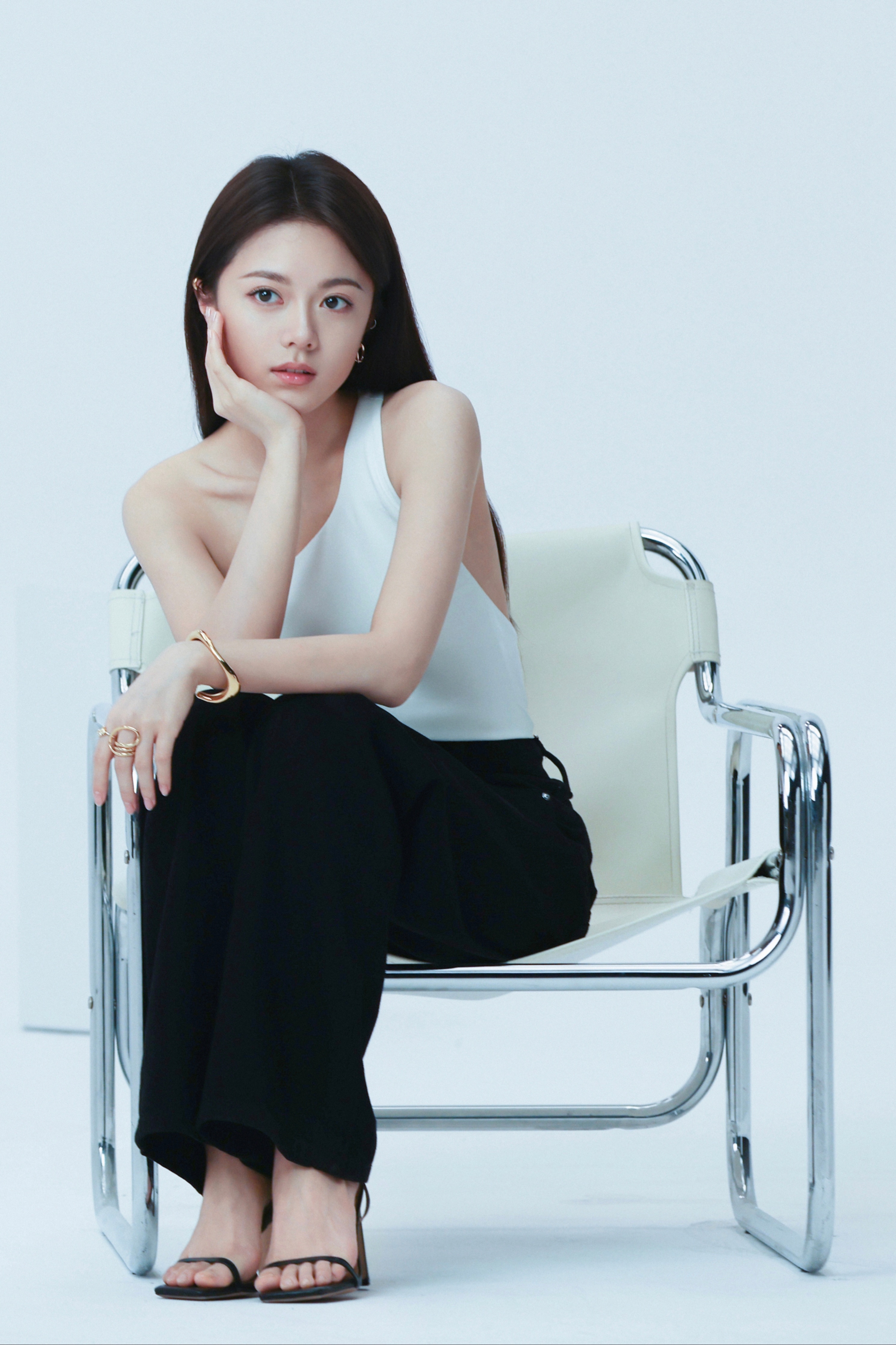赵今麦娇兰代言定妆​​​