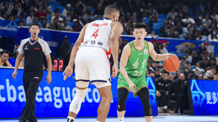 沈阳日报: 赵继伟缺阵, 鄢手骐、王岚嵚的表现直接关系成败