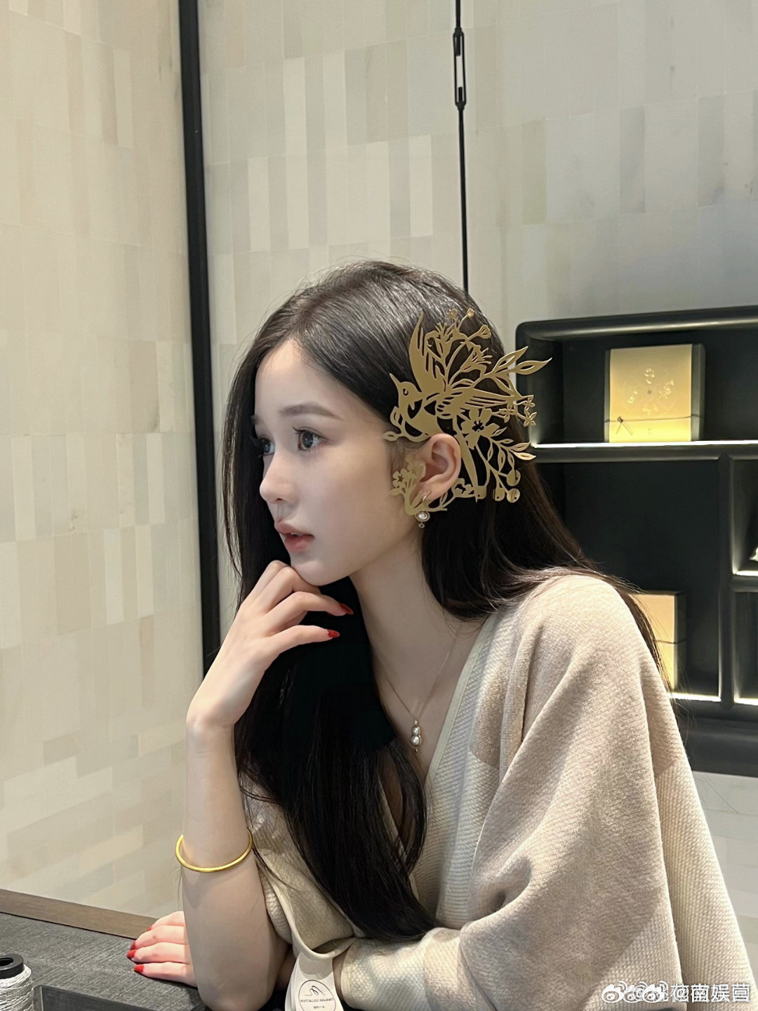 我是童话里的公主，就是没有七个小矮人。​​​