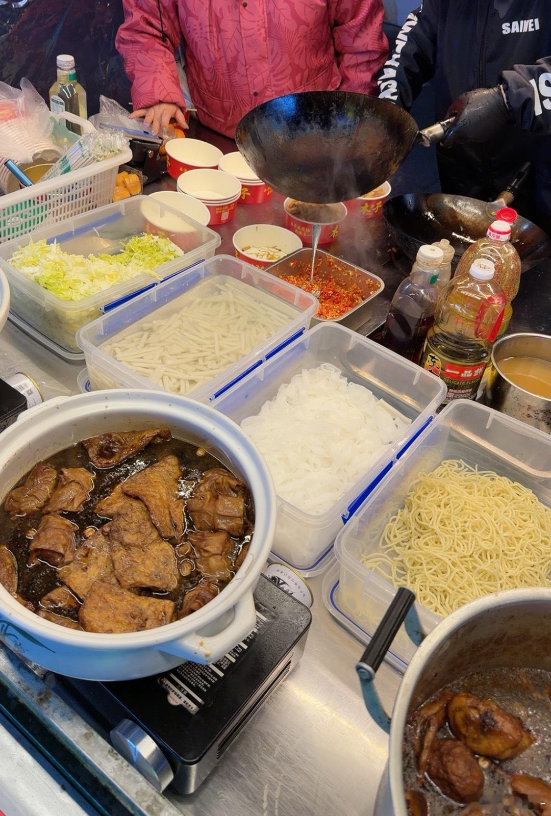 为了这碗炒饭我等了20多分种但是真的很好吃