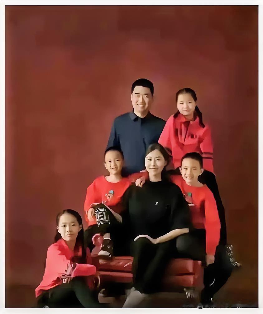 网传李想是河北石家庄首富，我不意外，网传李想和老婆王蕾或将迎来第六娃，我也不意