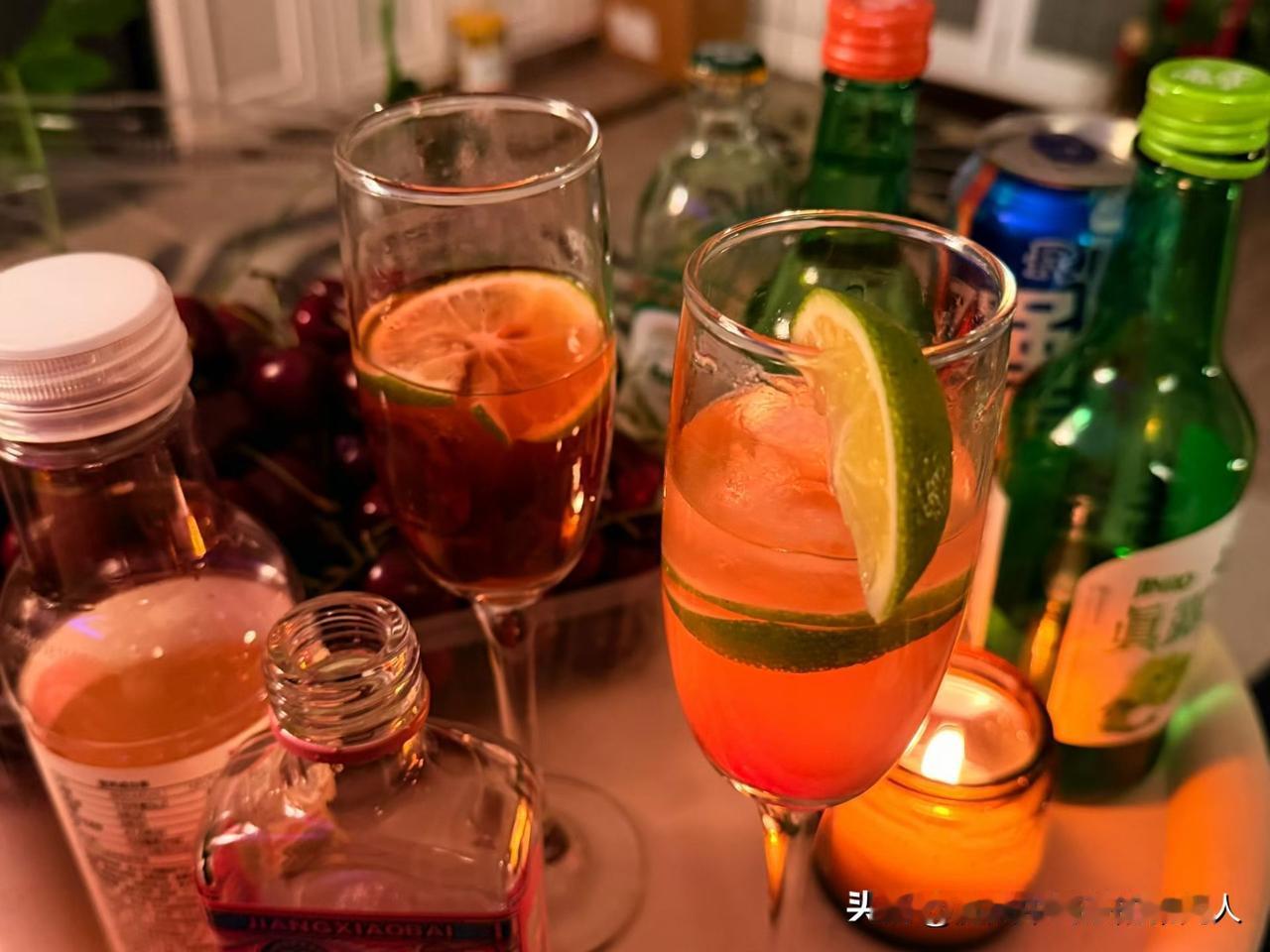 发现没？为什么现在不流行同学聚会了？没意思，没必要，超尴尬！曾经的同学聚会是