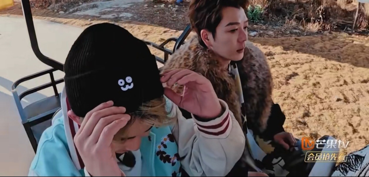 恭喜《快乐老友记》完美收官！这个“有风季”，我们收获了无数的欢笑与感动。老友万岁