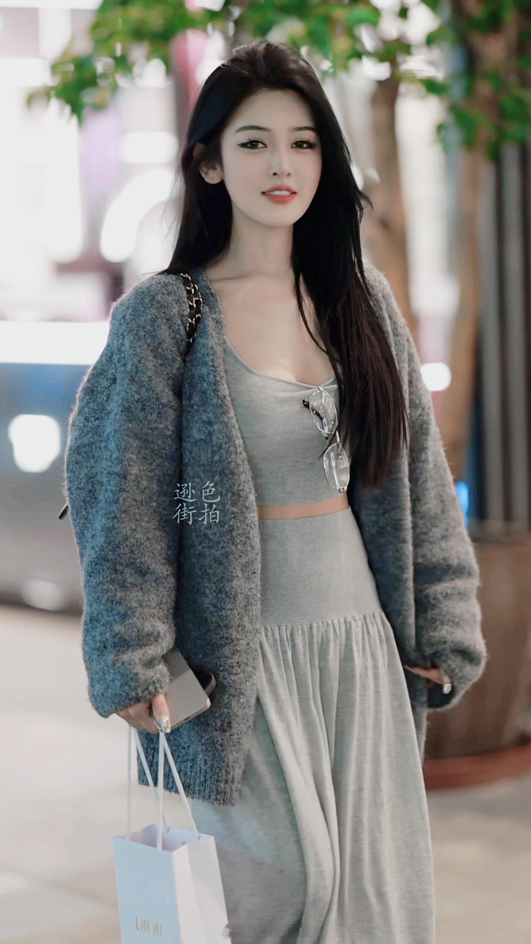 【成都街拍】晚安🌙🌙🌙丨摄影拍照每日穿搭