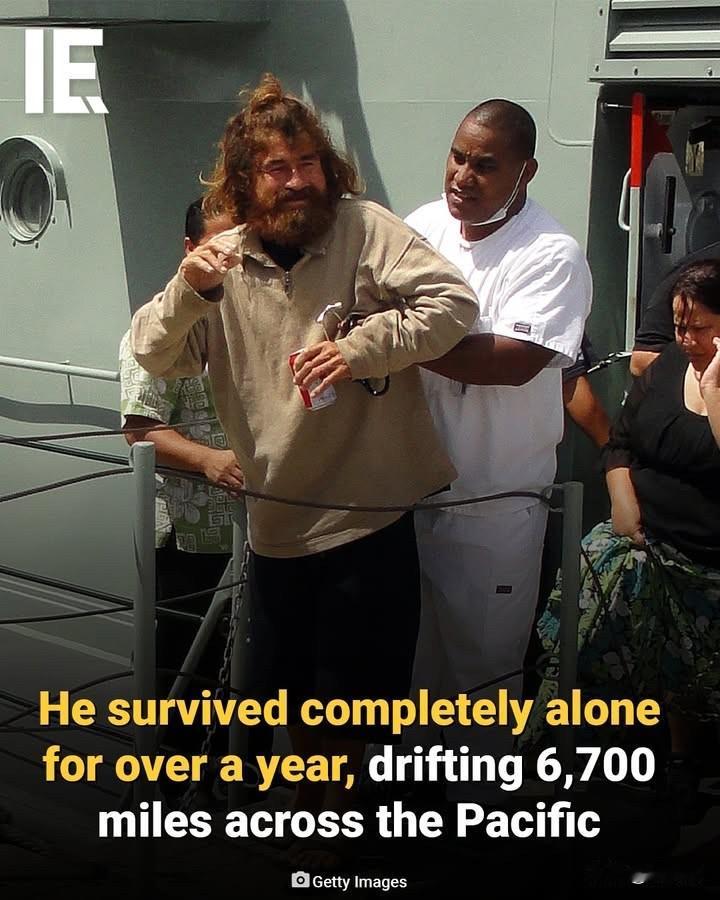 这是一个挑战生存极限的故事，2012年，萨尔瓦多渔民何塞·萨尔瓦多·阿尔瓦伦加出