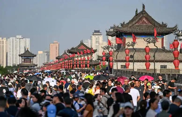 爱的世界|记录志愿者“五一劳动节”的一天