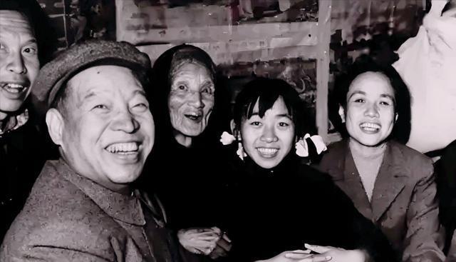 1986年，彭真委员长外出视察，途经老家临汾一带。临汾地委书记专门来请，讲：“彭