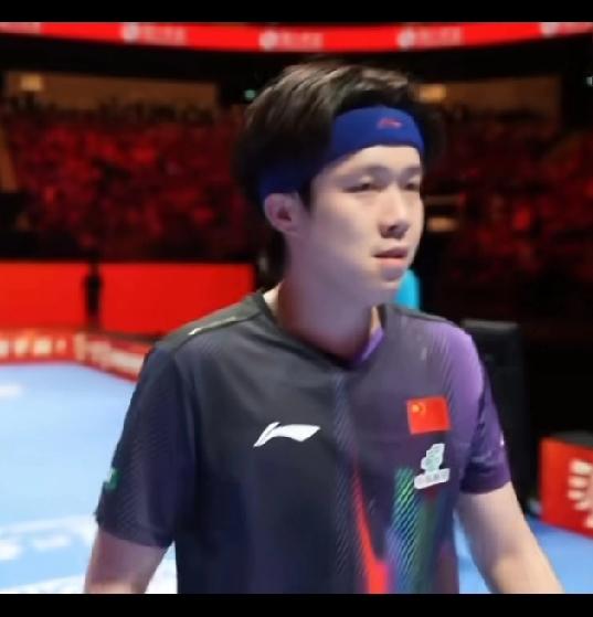 世界杯险成“世界悲”，国乒从此难再独美。王楚钦世界杯逆转松岛辉空，世锦赛、奥运