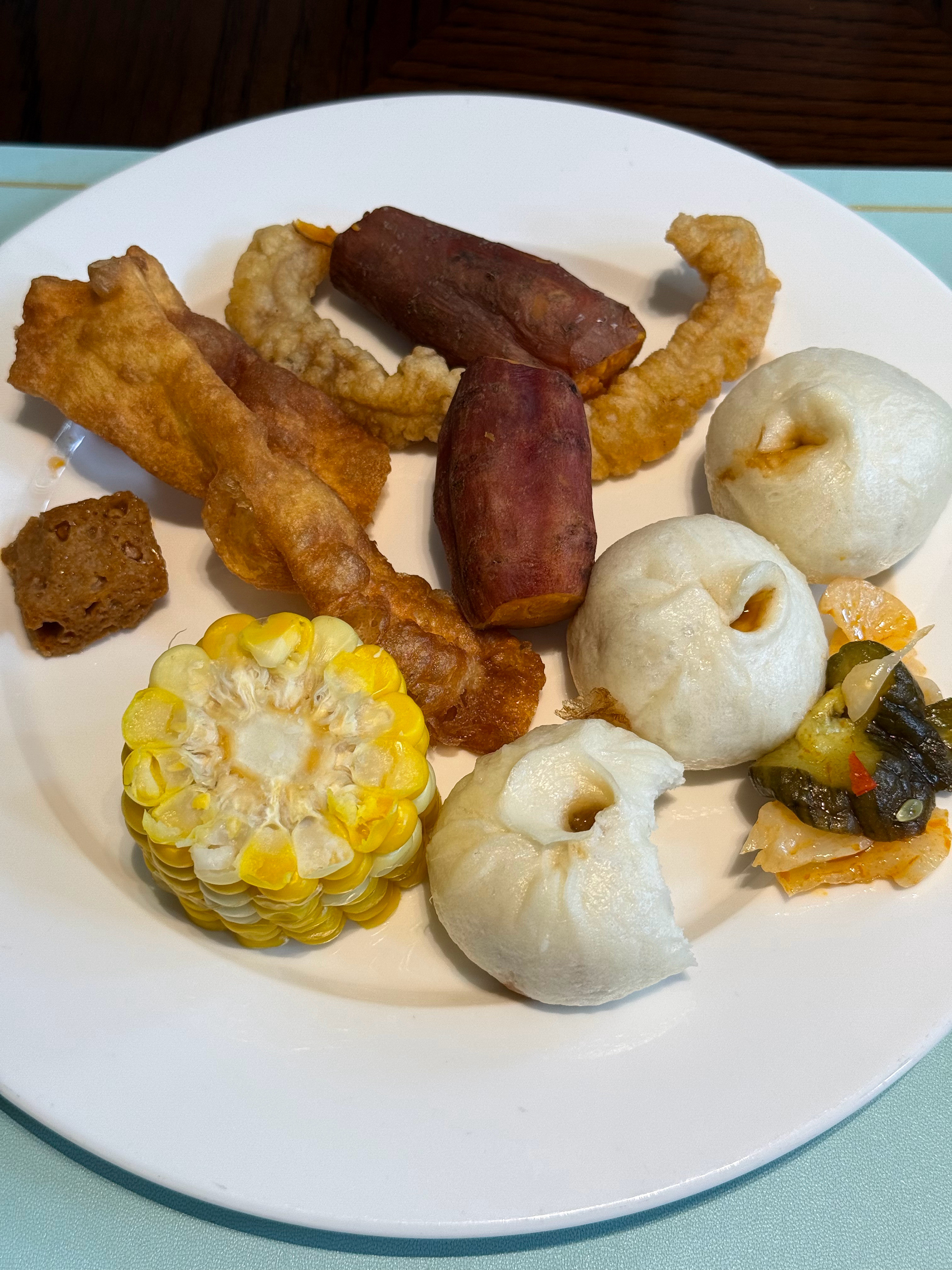吃好喝好，今天开腾势N9[doge]​​​