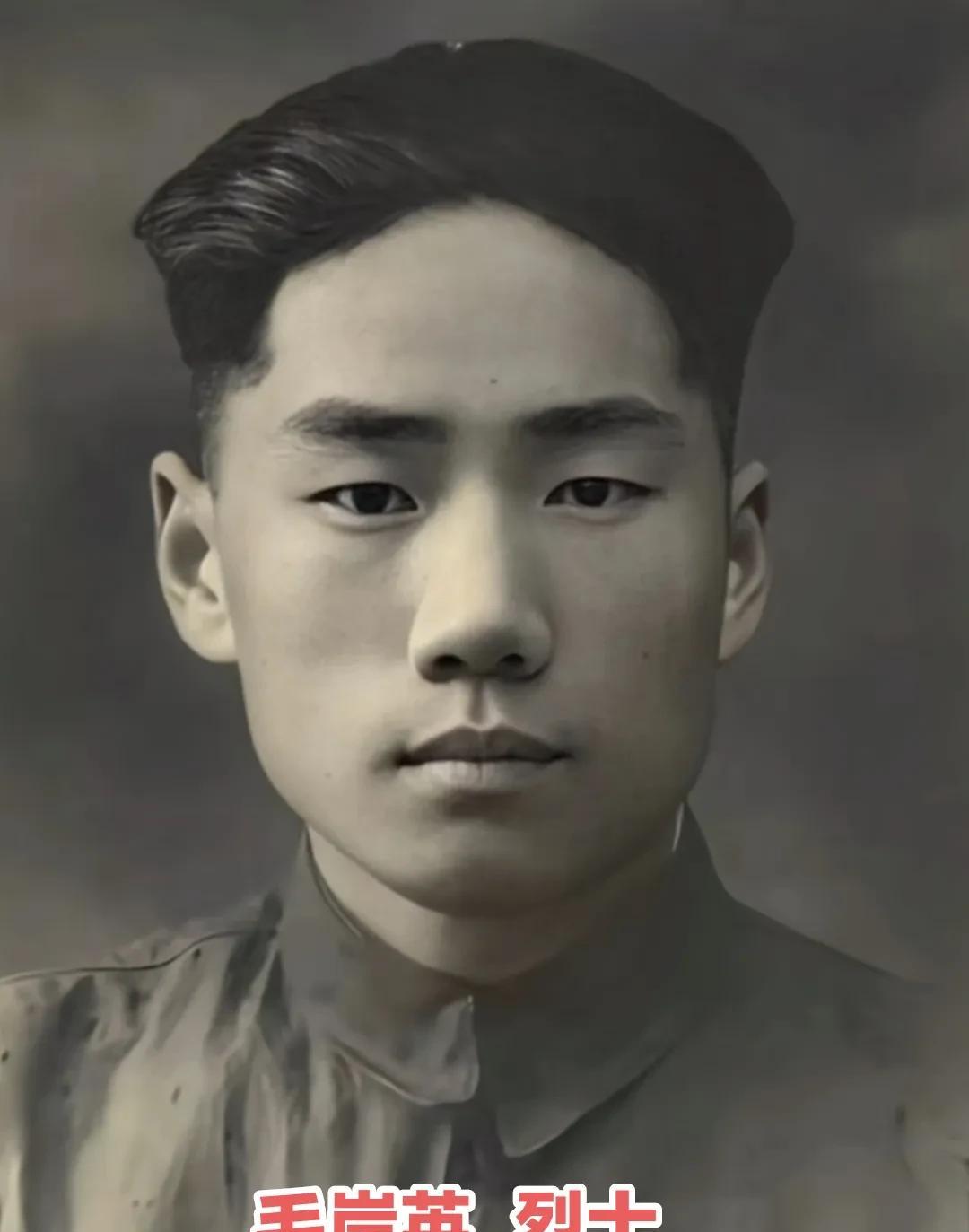 这是1950年入朝参战时的毛岸英真实影像！他是抗美援朝197653名志愿军烈士
