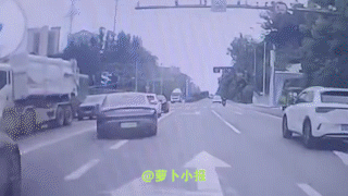 差一丢丢就去见了太奶，求奥迪车司机的心理阴影面积。网友9月27日上传视频，疑似