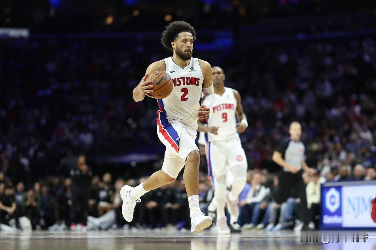 坎宁安真敢出手啊！今天背靠背对阵奇才的比赛，坎宁安疯狂出手45次，几乎占据了