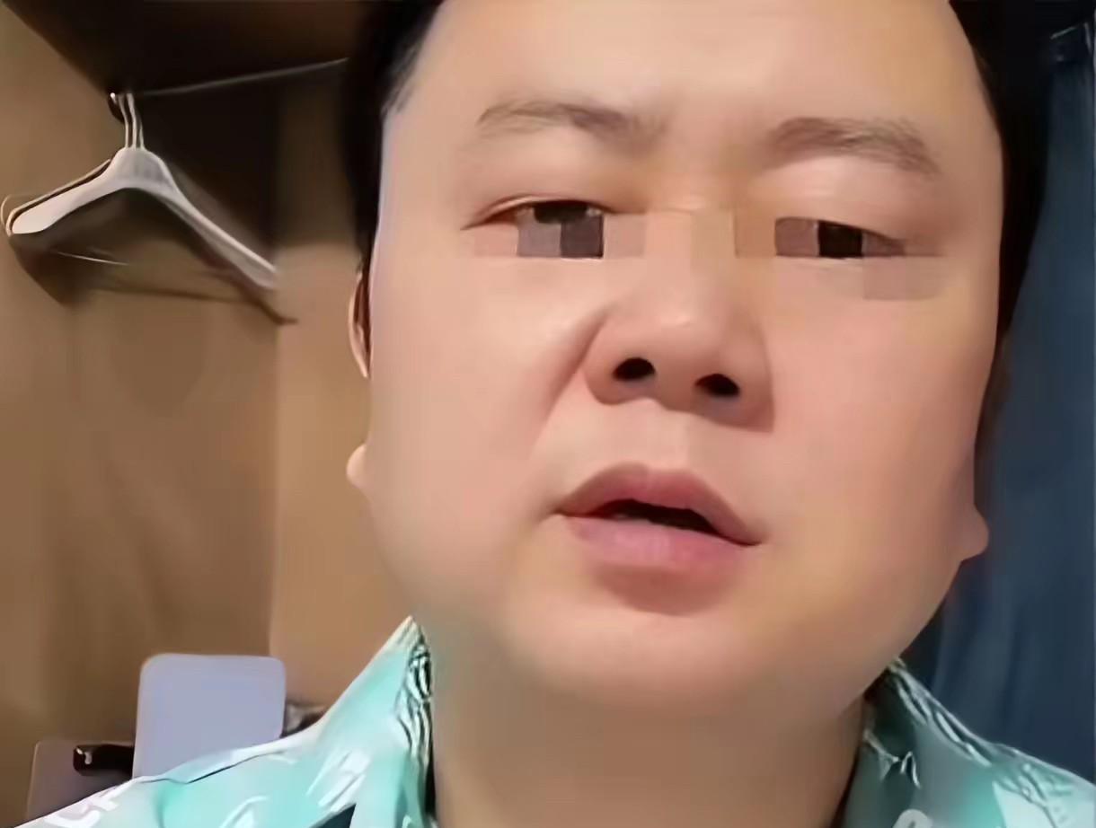 刚瞅见个自称中国人的老爷们，在网上嘚瑟说把《731》给搅黄了，还放话这片子十年都