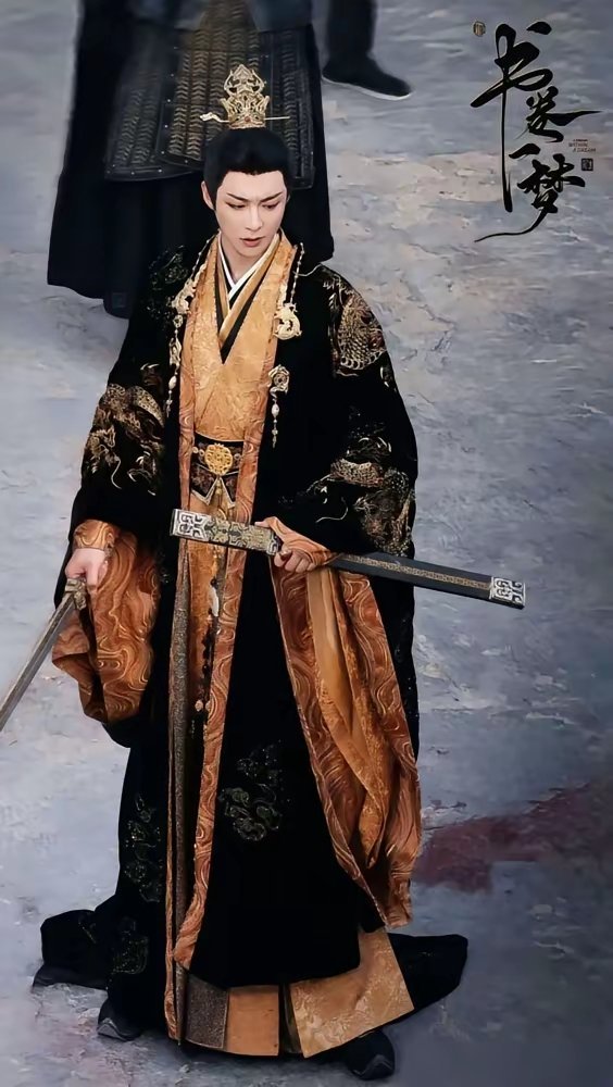 1米9的男演员，以前剧组见了都摇头，现在怎么成了香饽饽？你去看张凌赫，190公分