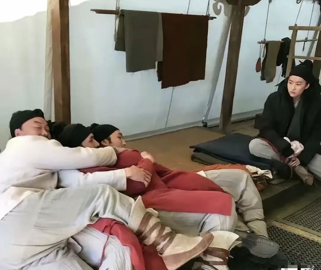 刘亦‏菲那副生‌﻿无可恋的表情，‎﻿真不怪她，换⁠‏我我也一样！​​​​