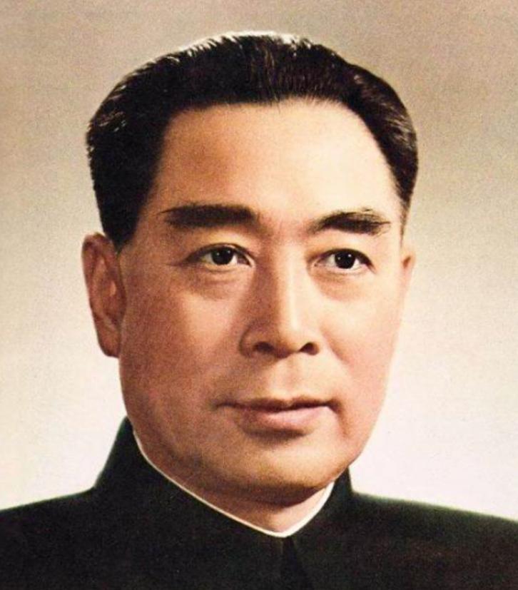 1976年1月8日，周总理刚闭眼几个小时，遗体就被送进了解剖室，那具瘦到只剩61