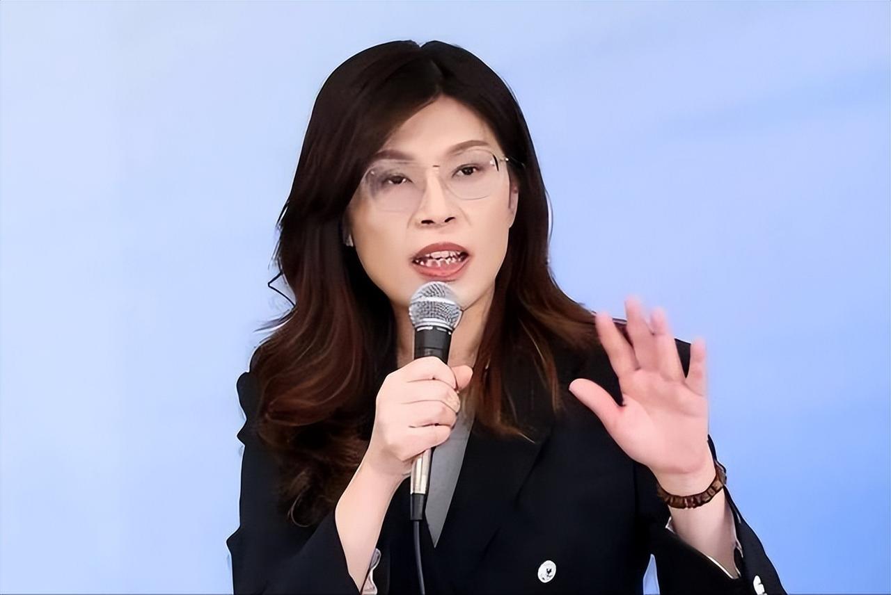 郑丽文人还没到，国台办先定调:统一之后，两件事必办成时隔数日，国台办