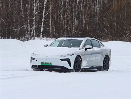 东风固态电池下半年量产装车！350Wh/kg能量密度，纯电续航突破1000公里，