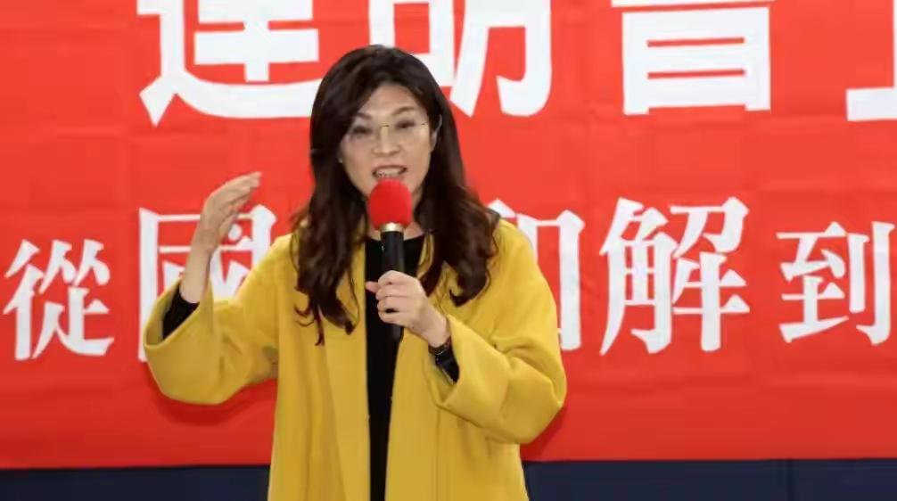 台湾如果不先走向中国大陆，能走向世界吗？2月4日，台海网消息，郑丽文诚恳建议赖清