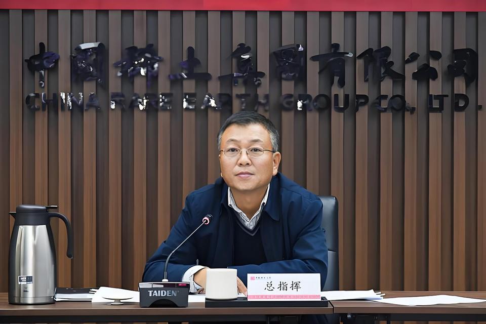 偷不了技术，就开始偷人？中国稀土副总经理廖春生、杨国安等高管辞职的消息引起网民担