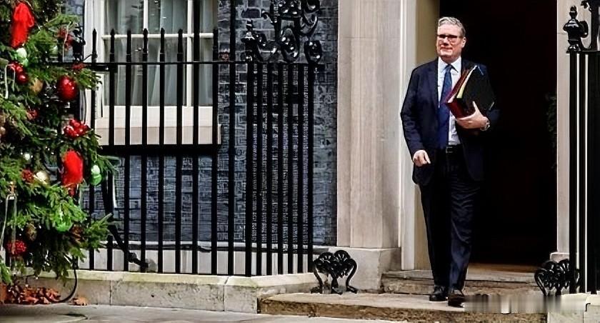 就在今天，据路透社消息称，英国首相斯塔默表示，欧洲作为一个强大的国际参与者，并且