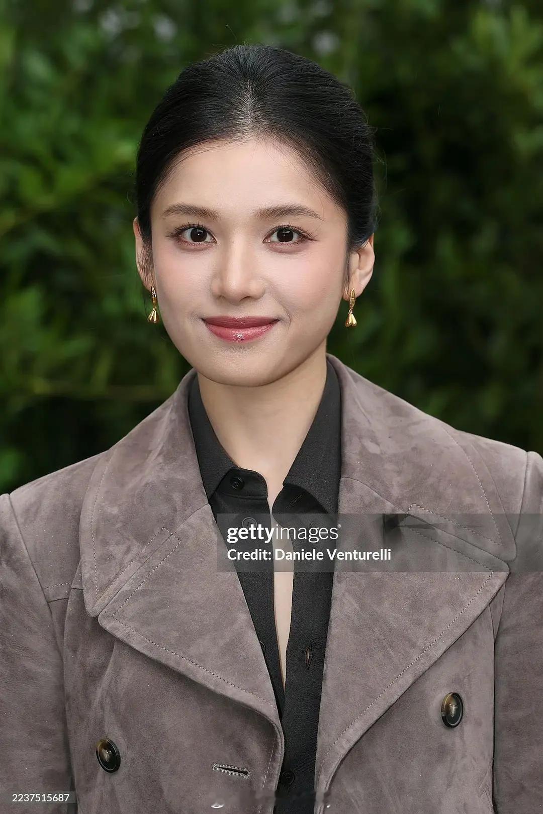 张婧仪g社生图状态好好张婧仪骨相​​​