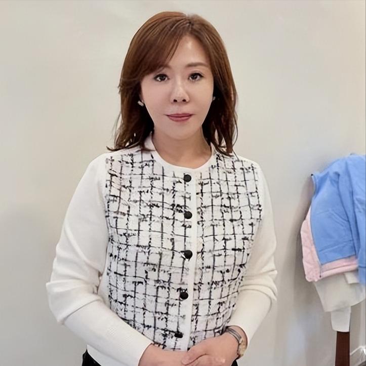 就在刚刚中国国民党“立委”李彦秀公开表态5月12日，台北中评社发布了一则
